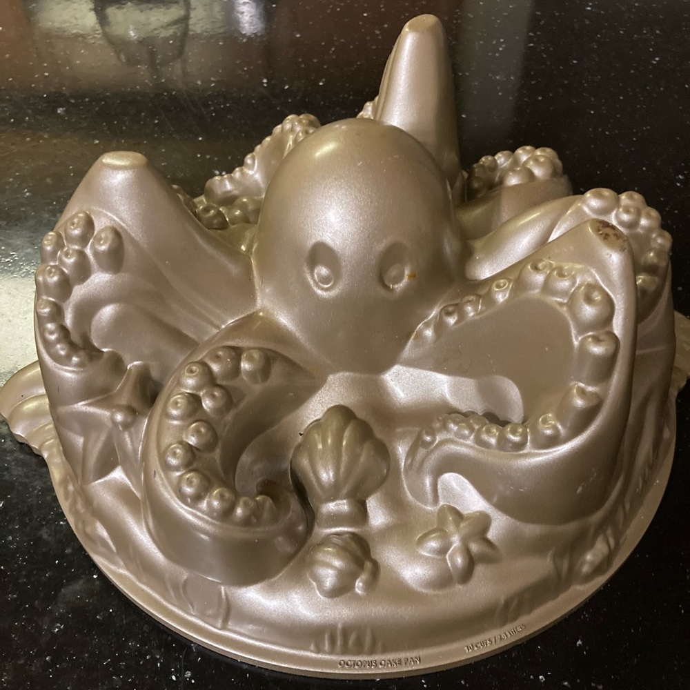 Nordicware Octopus cake pan